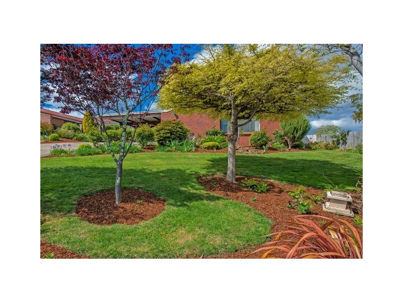 2 Hambledon Avenue, Park Grove TAS 7320