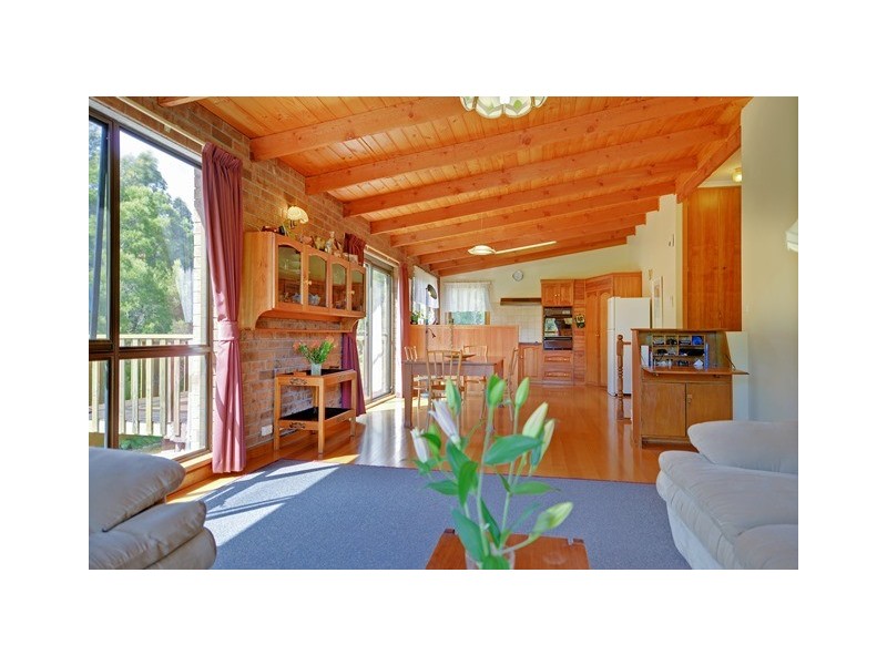 41 Blackwood Parade, Romaine TAS 7320