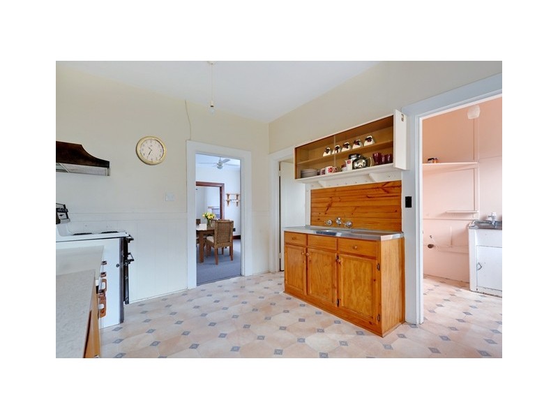 6 Romaine Street, South Burnie TAS 7320