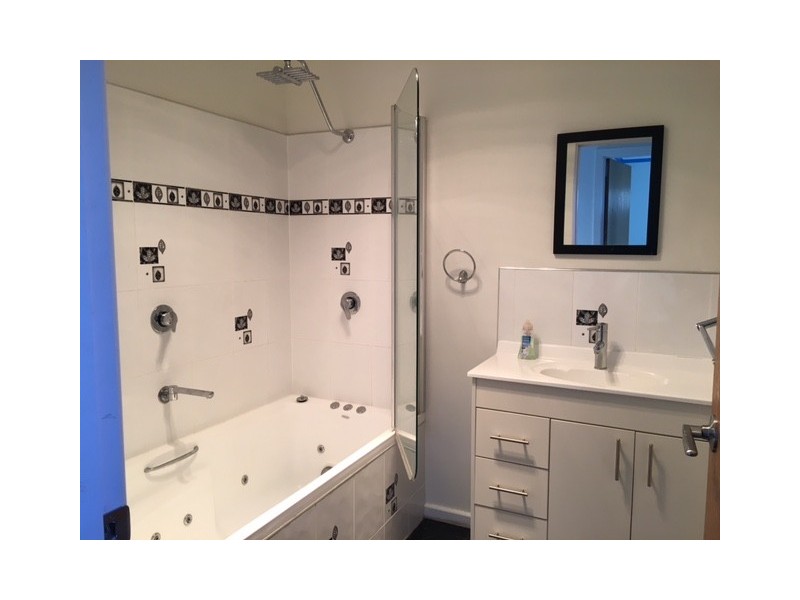 7 Byworth Street, Park Grove TAS 7320