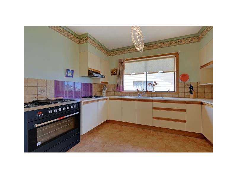 2 Linton Street, Upper Burnie TAS 7320