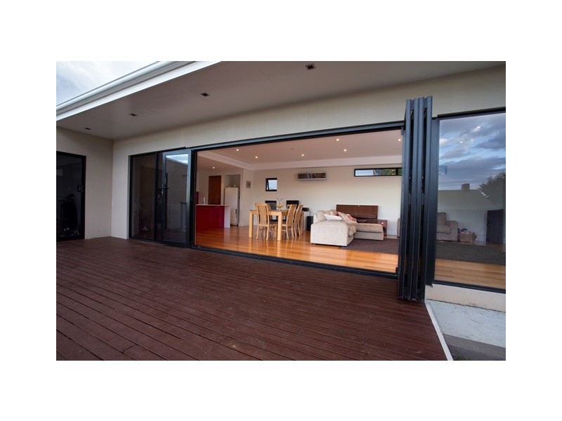 2 Cooper Street, South Burnie TAS 7320