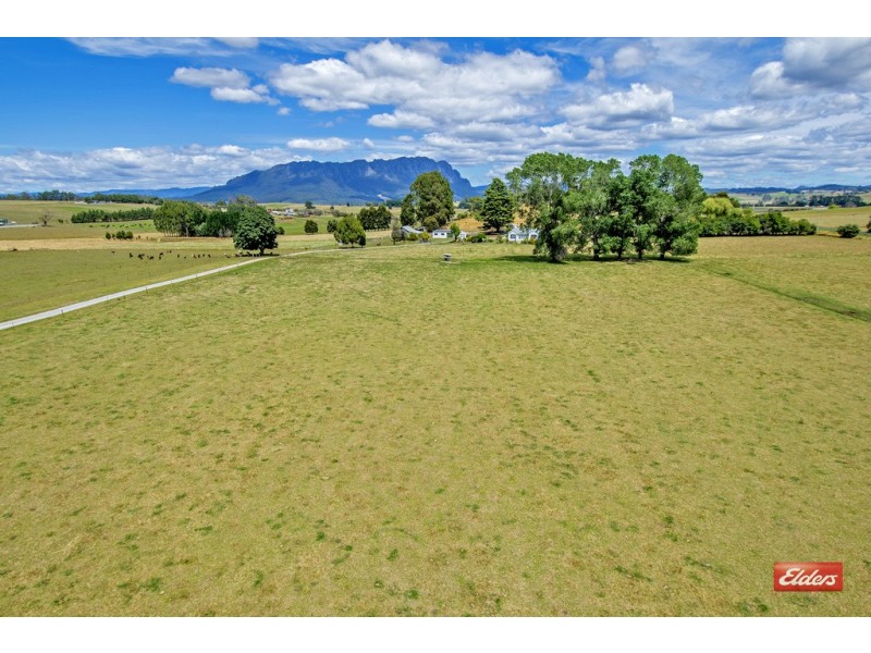 8 Main Street, Sheffield TAS 7306