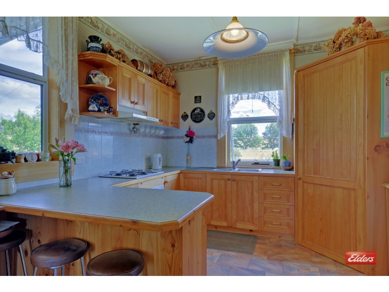 8 Main Street, Sheffield TAS 7306