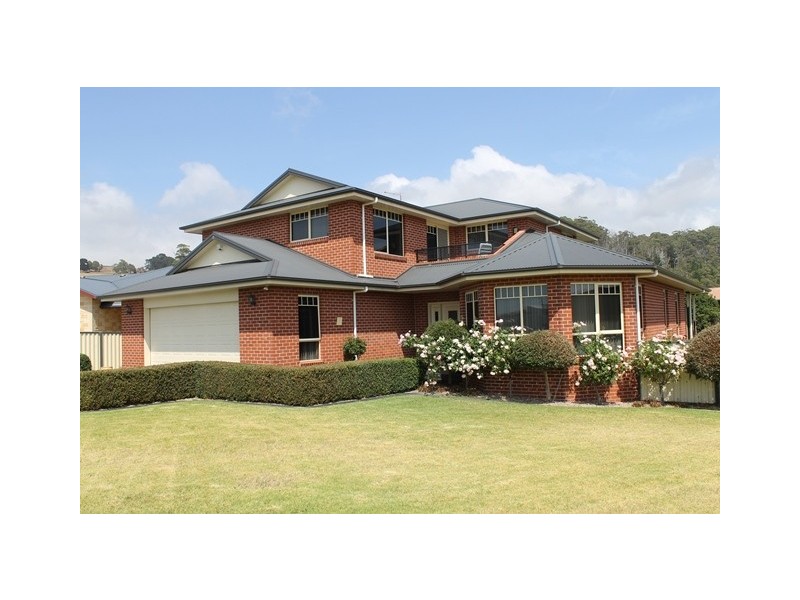 12 Oceanside Boulevard, Sulphur Creek TAS 7316