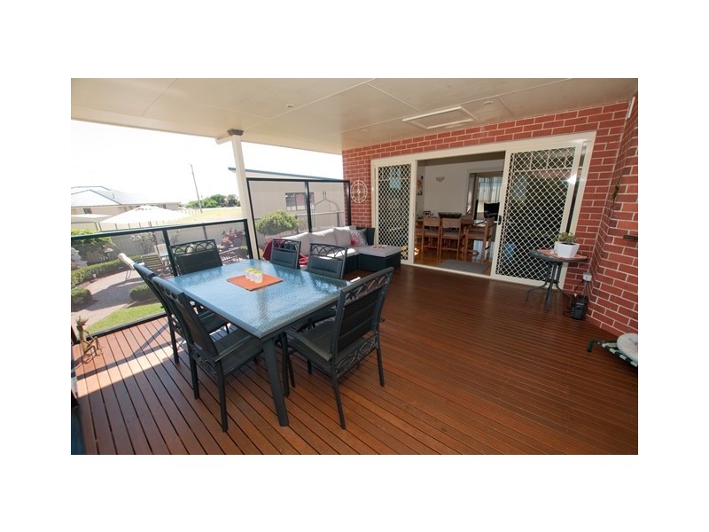 12 Oceanside Boulevard, Sulphur Creek TAS 7316