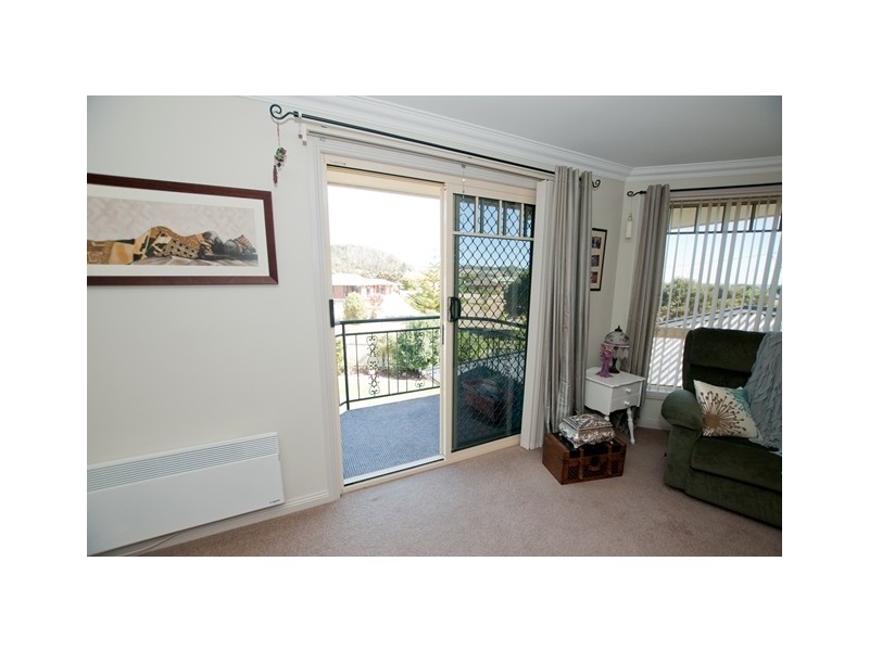 12 Oceanside Boulevard, Sulphur Creek TAS 7316