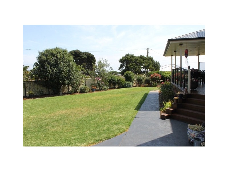 12 Oceanside Boulevard, Sulphur Creek TAS 7316