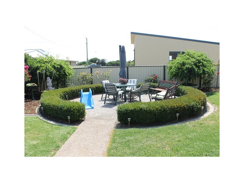 12 Oceanside Boulevard, Sulphur Creek TAS 7316