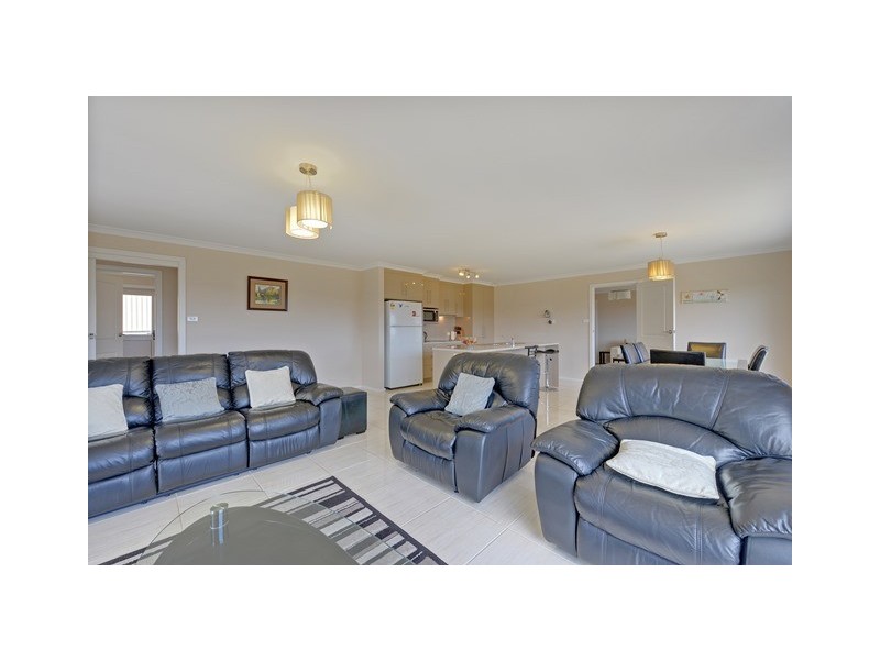7 Josie Crescent, Romaine TAS 7320