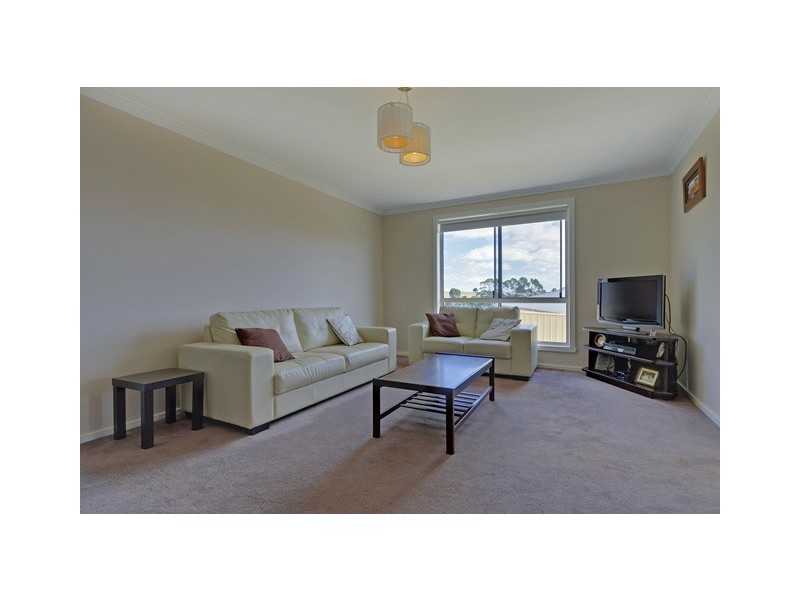 7 Josie Crescent, Romaine TAS 7320
