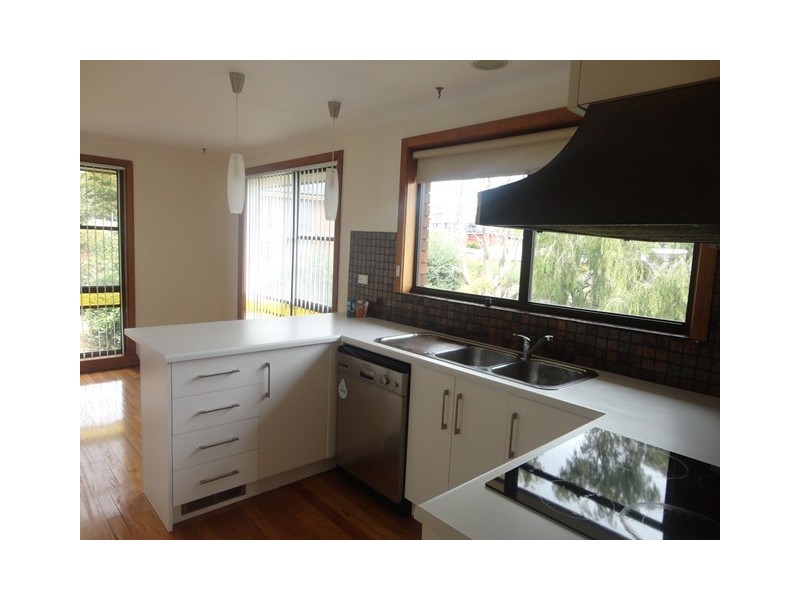 19 Kalina Crescent, Park Grove TAS 7320