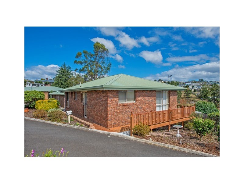 5/200A Mount Street, Upper Burnie TAS 7320