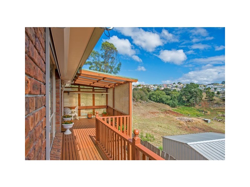 5/200A Mount Street, Upper Burnie TAS 7320