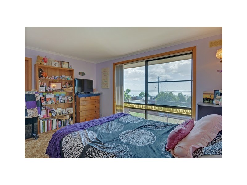 1 McPhee Street, Havenview TAS 7320