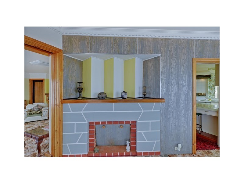 16 Sutton Street, Hillcrest TAS 7320