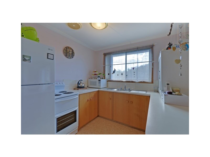 2/6 West Street, Upper Burnie TAS 7320