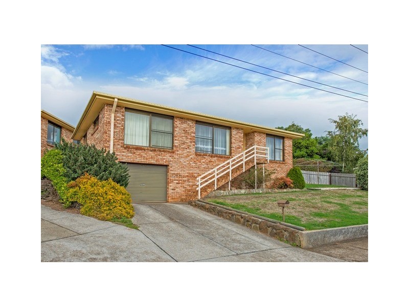 16 Howe Street, Park Grove TAS 7320