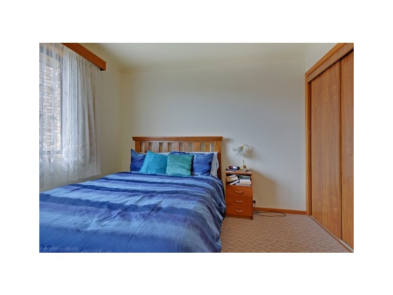 16 Howe Street, Park Grove TAS 7320
