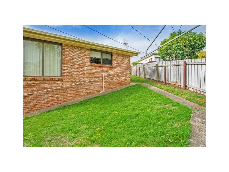 16 Howe Street, Park Grove TAS 7320
