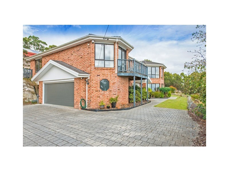 151 Algona Avenue, Round Hill TAS 7320