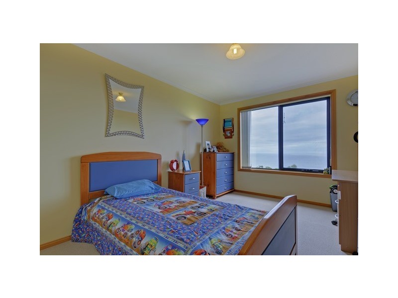 151 Algona Avenue, Round Hill TAS 7320