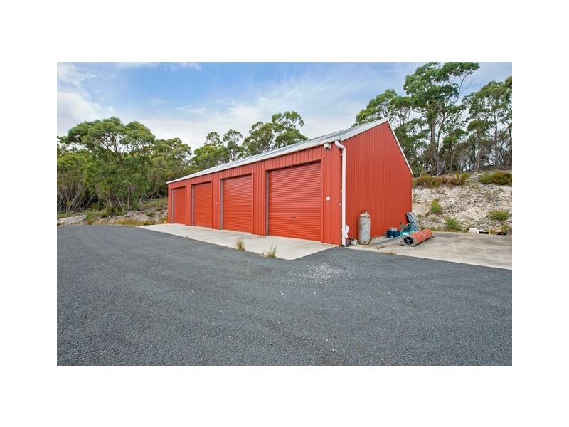 151 Algona Avenue, Round Hill TAS 7320