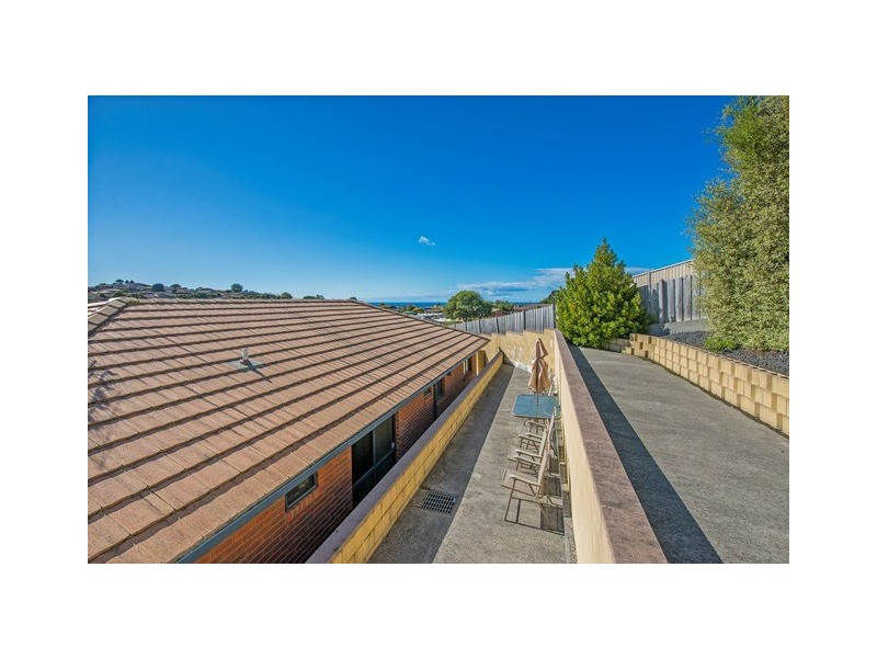 2/6 Stevens Place, Park Grove TAS 7320