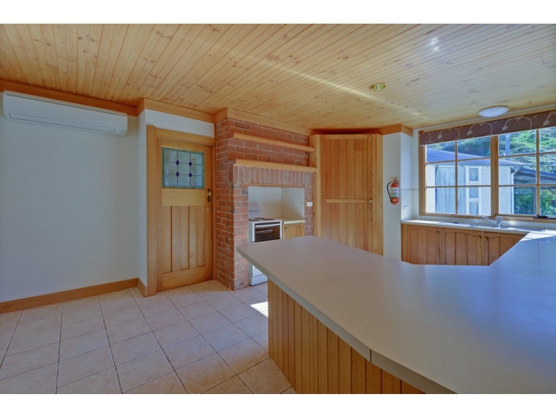 18 Pleasant Street, Burnie TAS 7320
