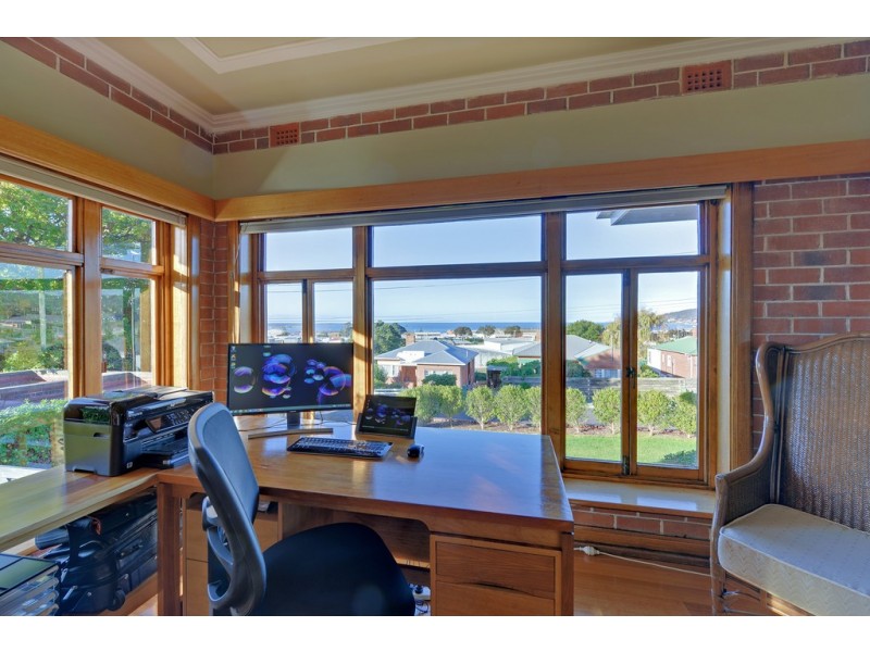 10 Cunningham Street, South Burnie TAS 7320