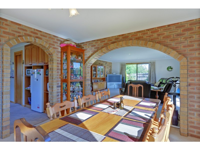 76 Manuka Drive, Romaine TAS 7320