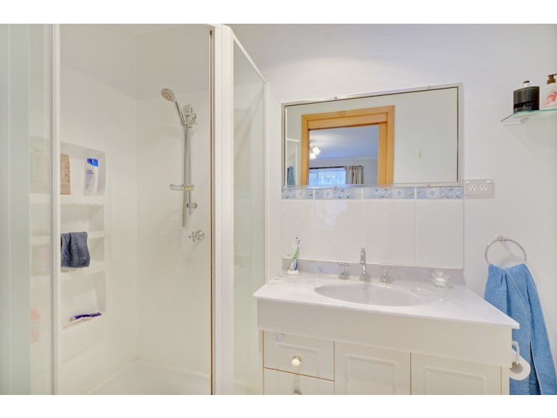 76 Manuka Drive, Romaine TAS 7320