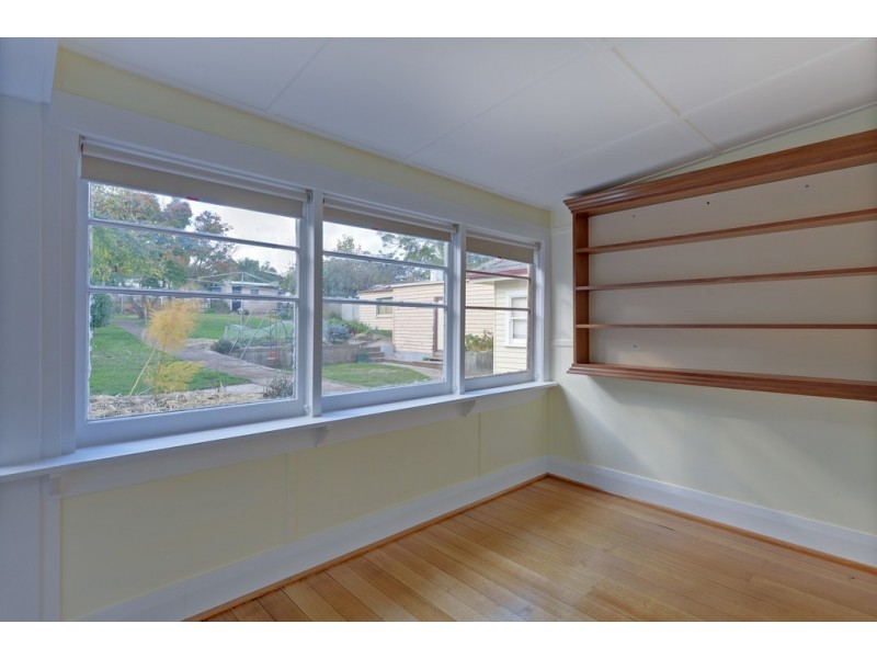 26 South Road, West Ulverstone TAS 7315