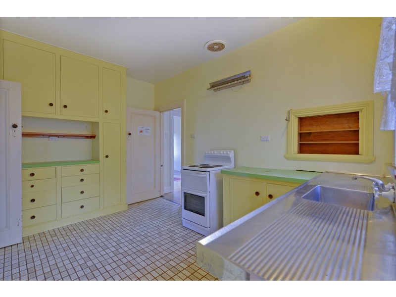 26 South Road, West Ulverstone TAS 7315