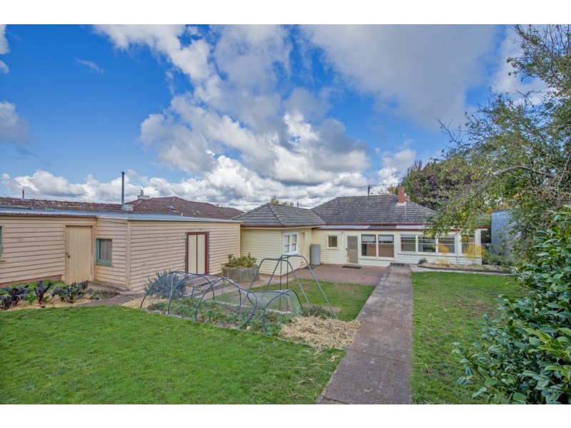 26 South Road, West Ulverstone TAS 7315