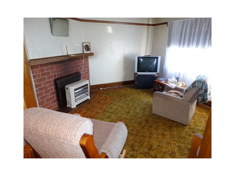 6 Bathurst Street, Upper Burnie TAS 7320