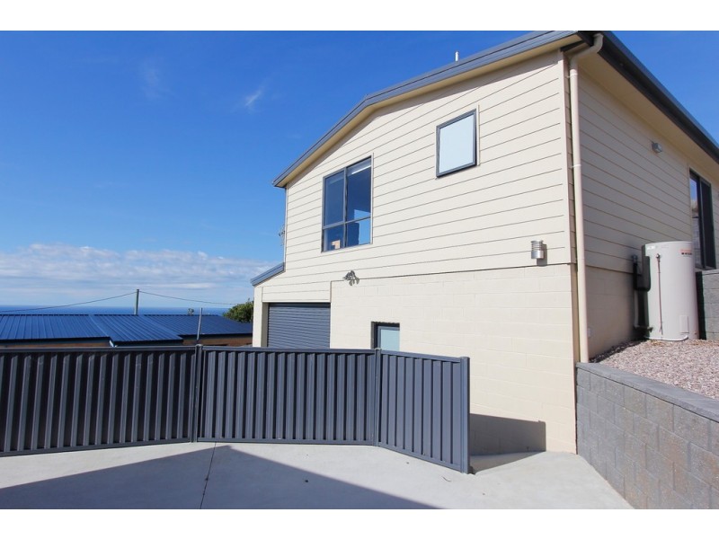 25 Grandview Avenue, Park Grove TAS 7320