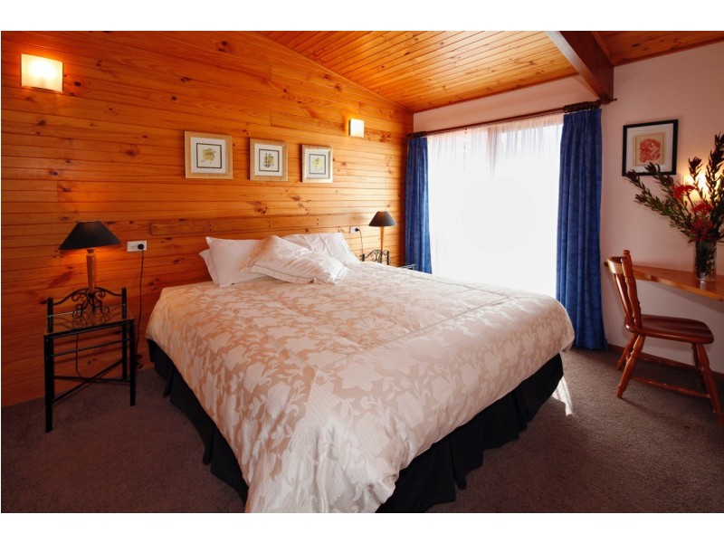 107 Old Bass Highway, Wynyard TAS 7325