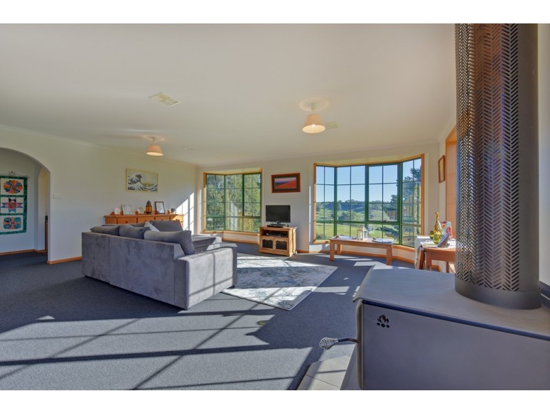 140 Loonah Road, Natone TAS 7321