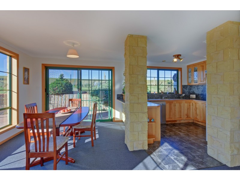 140 Loonah Road, Natone TAS 7321
