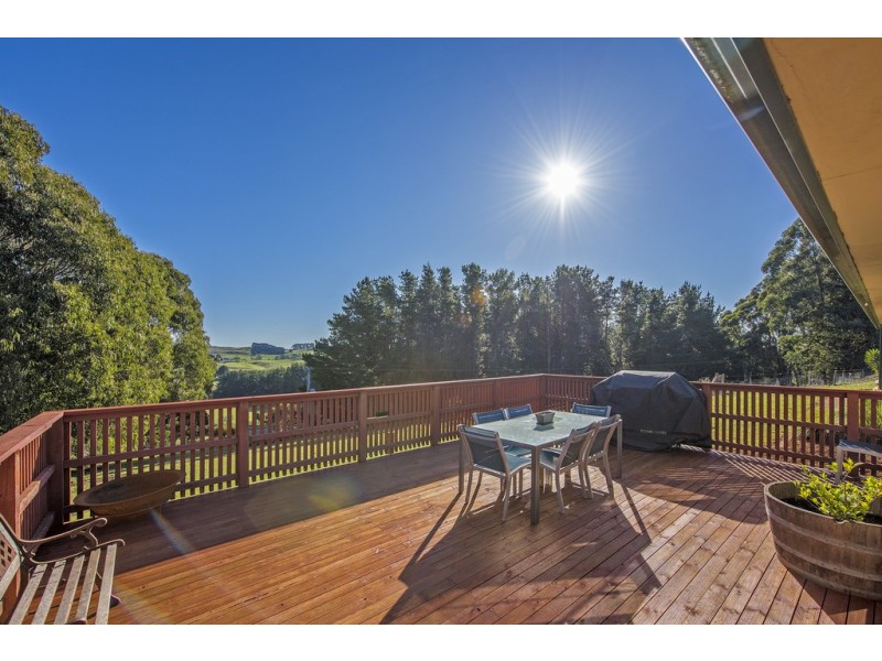 140 Loonah Road, Natone TAS 7321