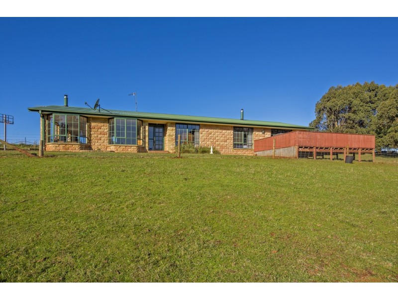 140 Loonah Road, Natone TAS 7321