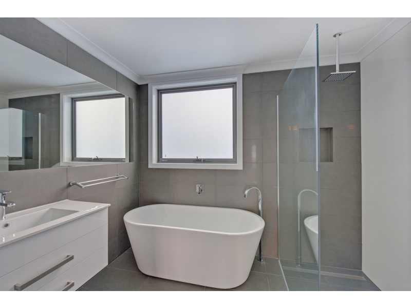 31 Grandview Avenue, Park Grove TAS 7320