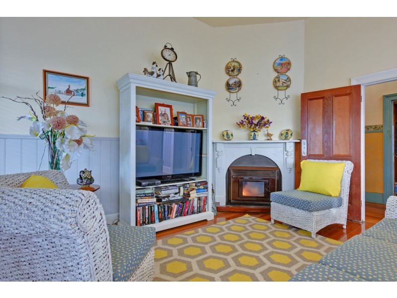 58 Robin Hill Road, Flowerdale TAS 7325