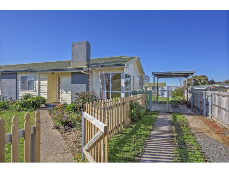 27 Mary Street, West Ulverstone TAS 7315