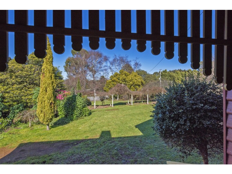 124 West Mooreville Road, East Cam TAS 7321