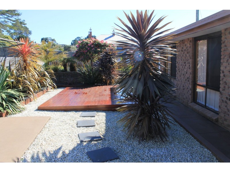 Unit 8/1 Clerke Street, Penguin TAS 7316