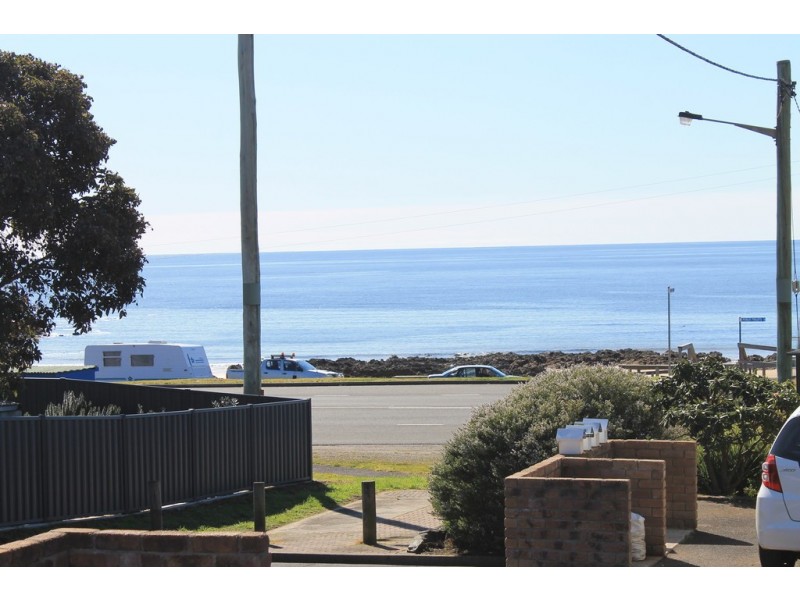 Unit 8/1 Clerke Street, Penguin TAS 7316