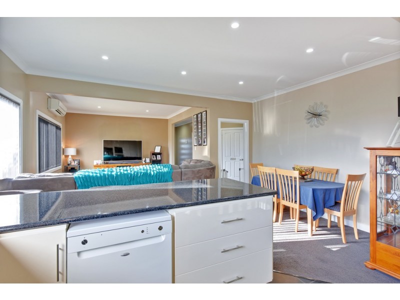 85 Bass Highway, Somerset TAS 7322