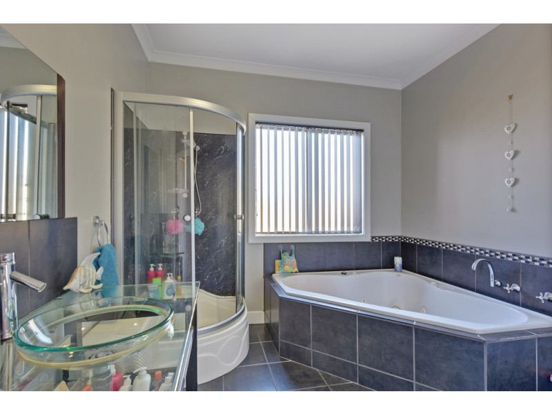 85 Bass Highway, Somerset TAS 7322